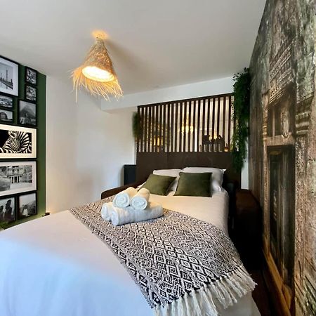 L'Expedition - Best Keys - Experience Unique - Deco Immersive - Lit Queen Size & Canape Convertible - Centre Ville - Netflix & Wifi Illimite - Check-In Autonome - Parking Gratuit Villeneuve-sur-Yonne Bagian luar foto