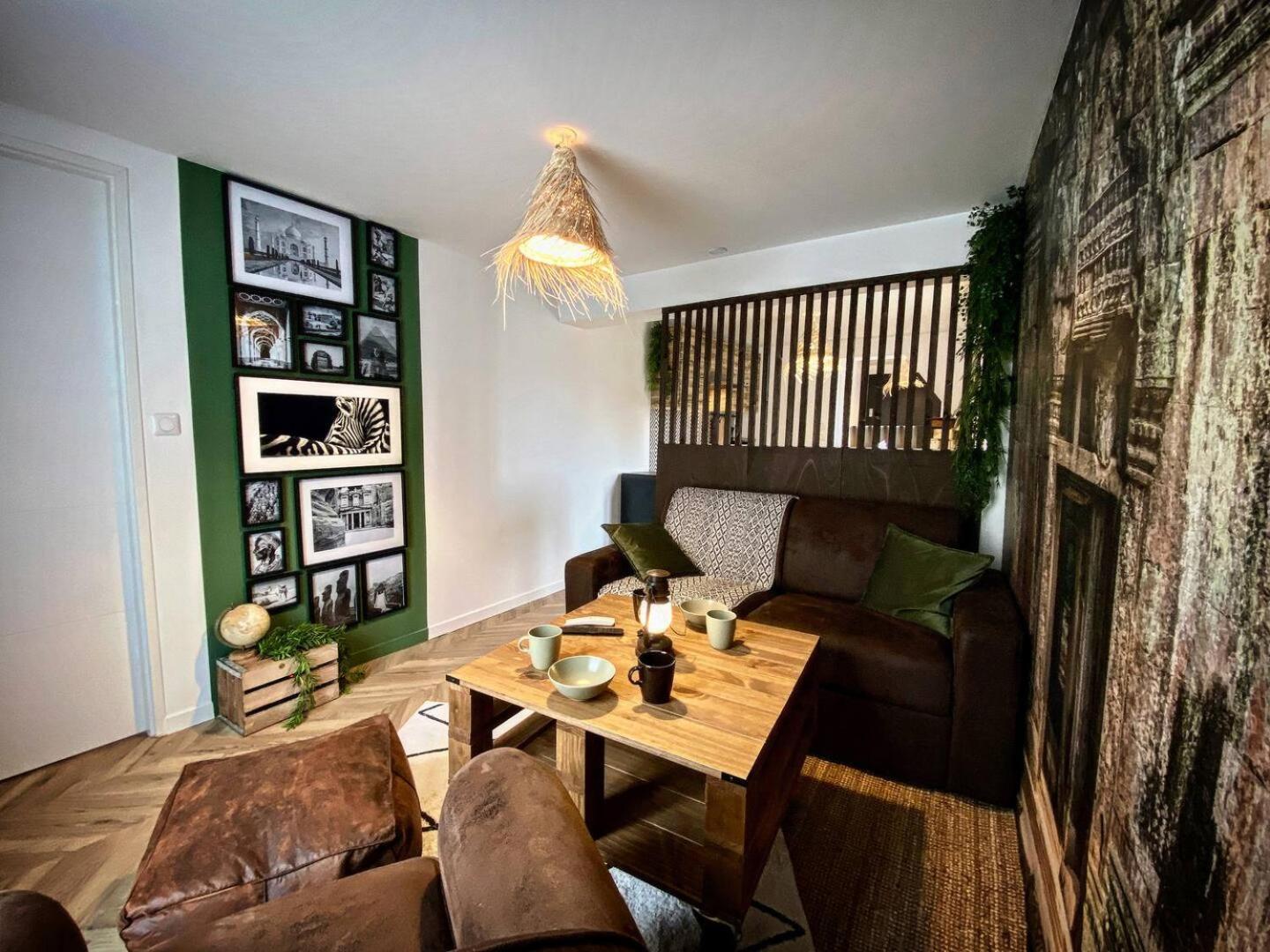 L'Expedition - Best Keys - Experience Unique - Deco Immersive - Lit Queen Size & Canape Convertible - Centre Ville - Netflix & Wifi Illimite - Check-In Autonome - Parking Gratuit Villeneuve-sur-Yonne Bagian luar foto